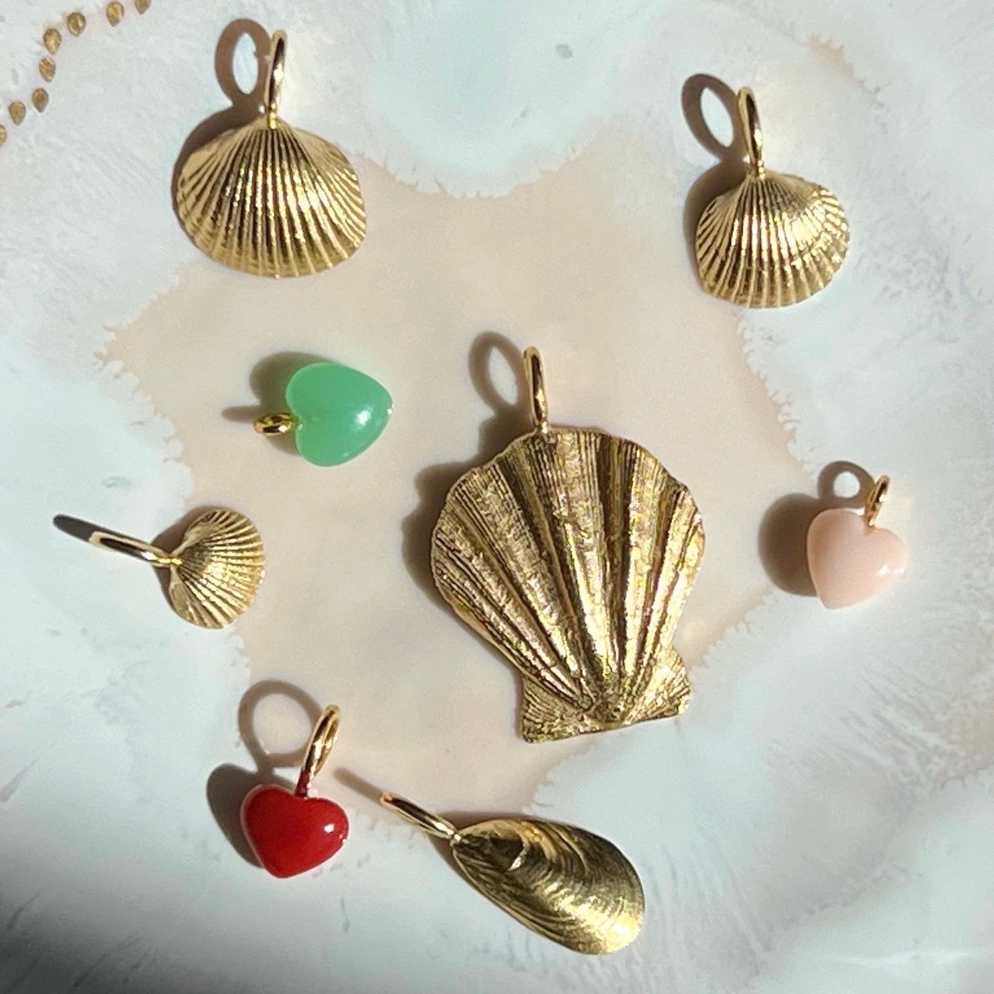 Mai Pendant