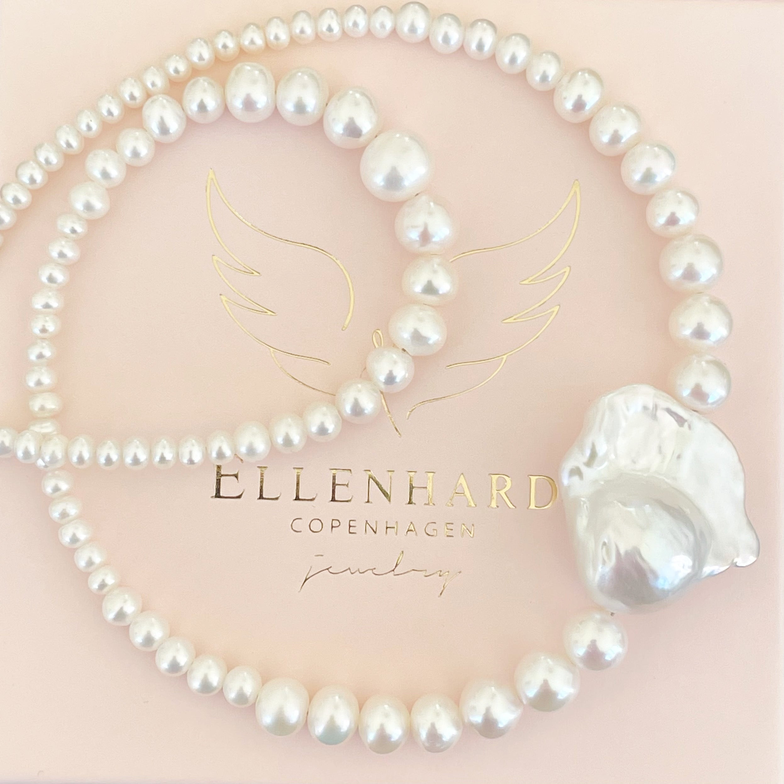 Luna Necklace